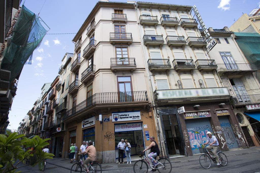 Singularstays Plaza Del Mercado Valencia Exterior foto